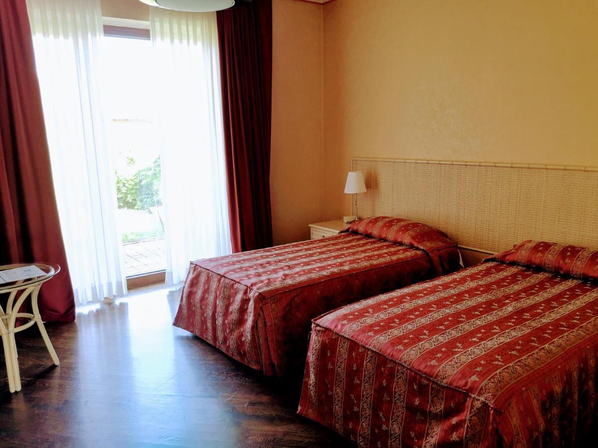 Serravalle Golf Hotel Serravalle Scrivia Eksteriør bilde